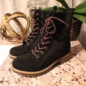 SM New York Spruce ankle boots